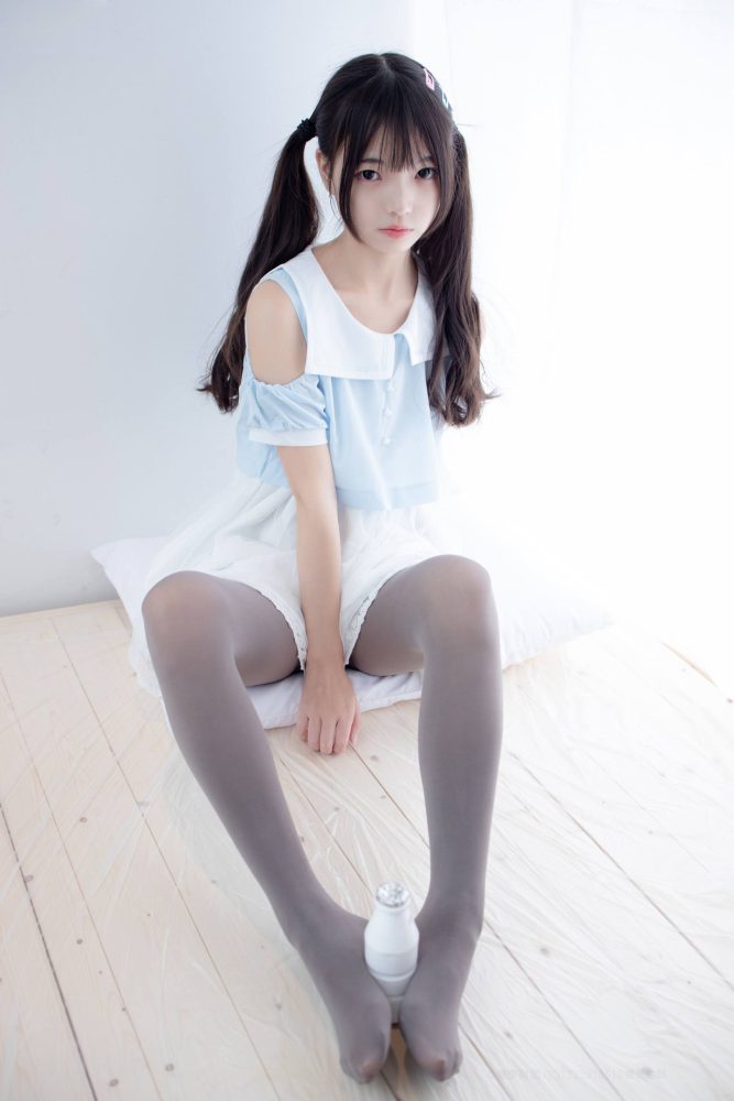 超级甜美的灰丝小姑娘【86P】20005-萌素素