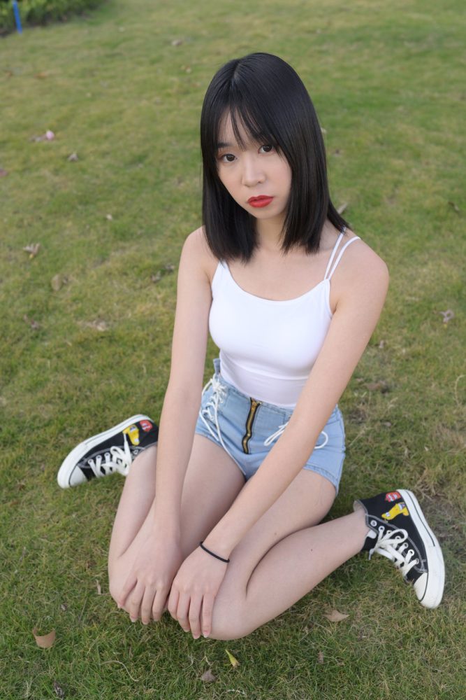 J0902 486P18V-15.3GB-萌素素