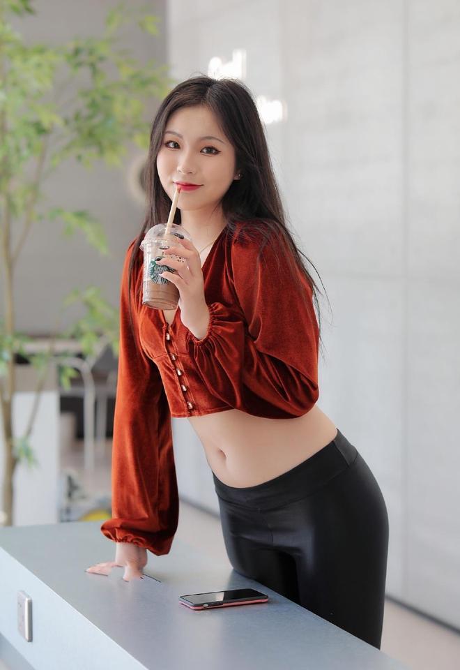 图片[3]-非常甜美的皮裤女孩 J1236 322P11V-16.4GB-萌素素