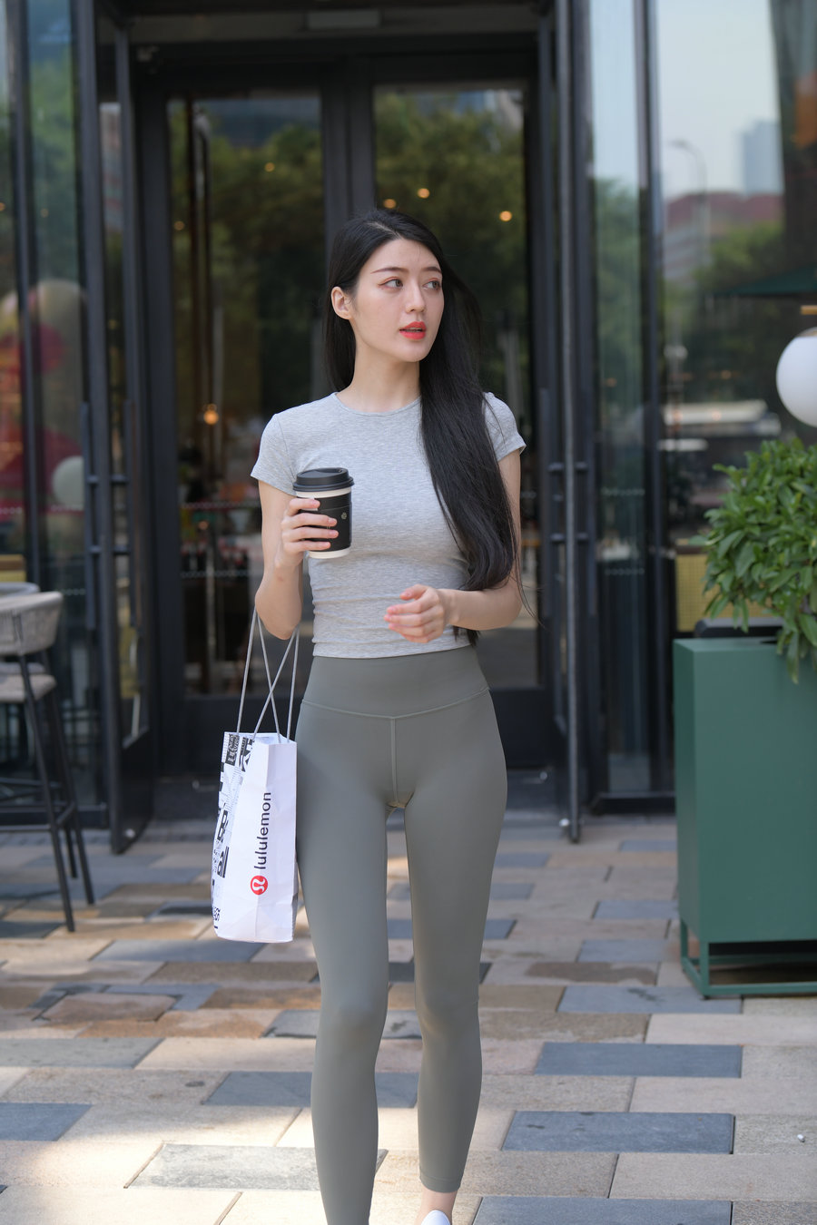 图片[4]-在外面逛街的瑜伽裤女孩J2240 449P1V-16.7GB-萌素素