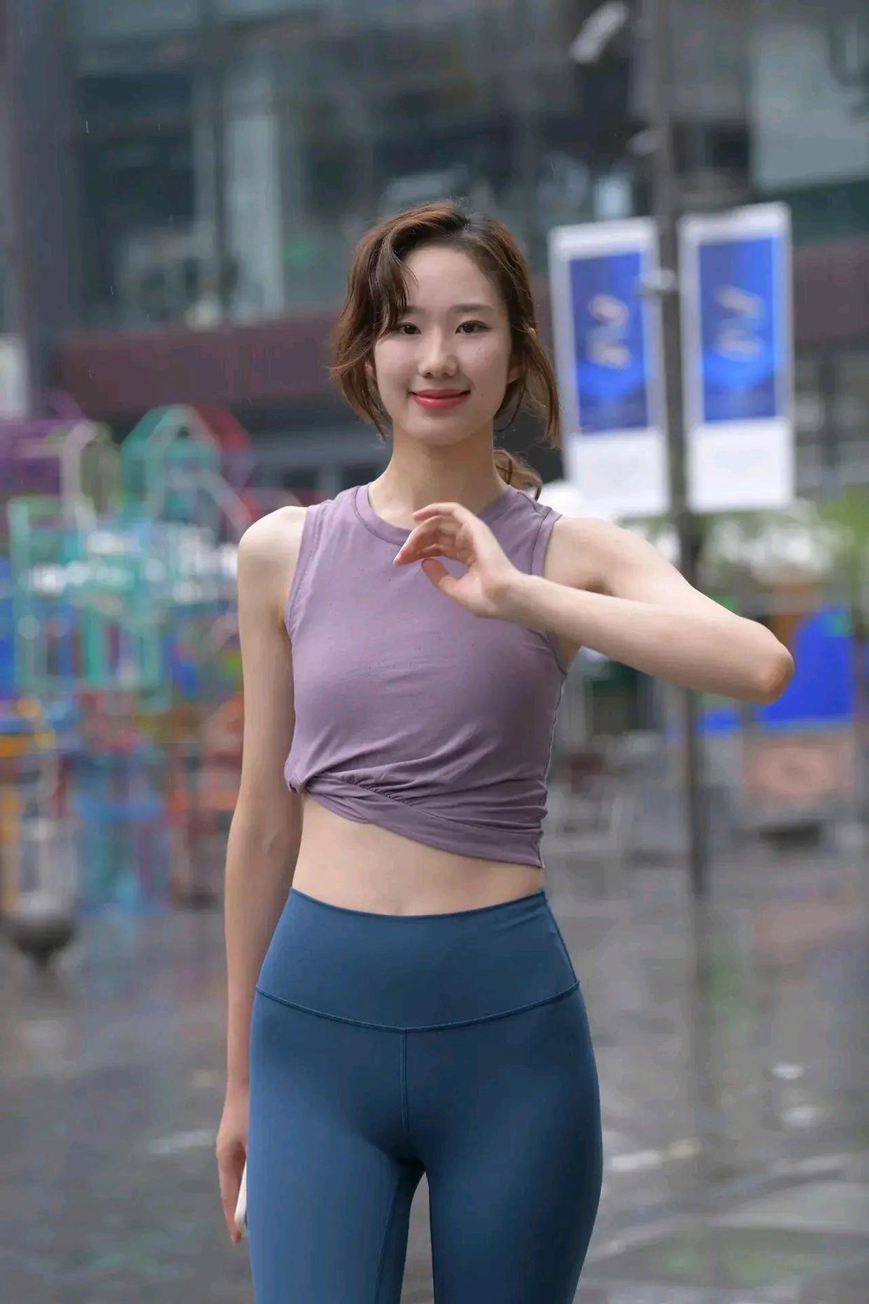 图片[2]-像刘亦菲的蓝色瑜伽裤姑娘J2234 552P1V-20.5GB-萌素素