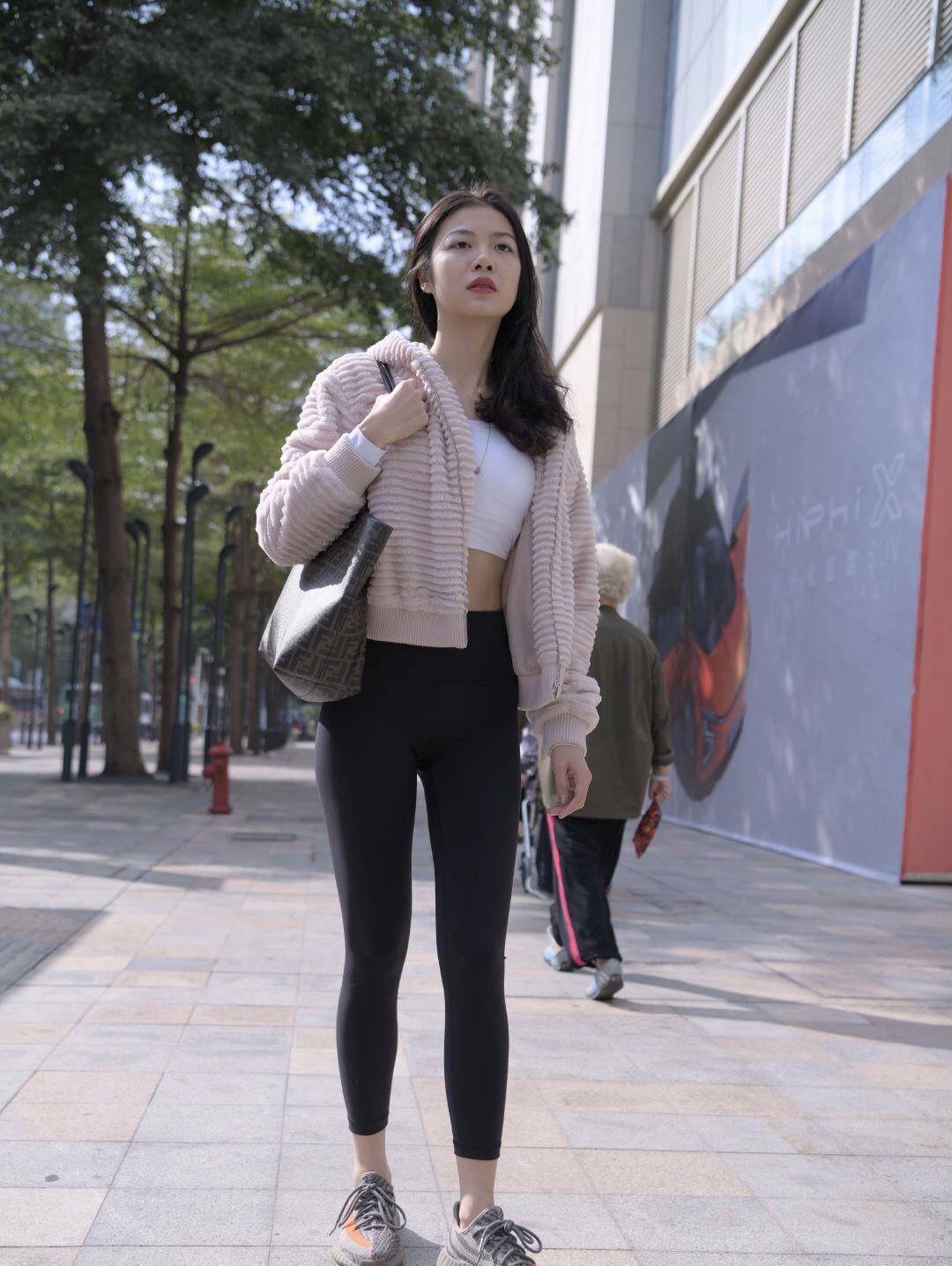 图片[2]-逛街的紧身瑜伽裤女孩 J1455 411P2V-26.6GB-萌素素