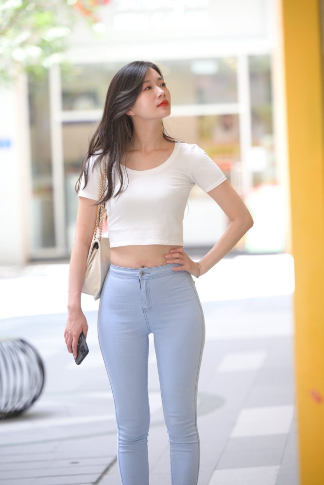 图片[2]-正在逛街的紧身牛仔裤女孩J1815 1112P1V-30.2GB-萌素素