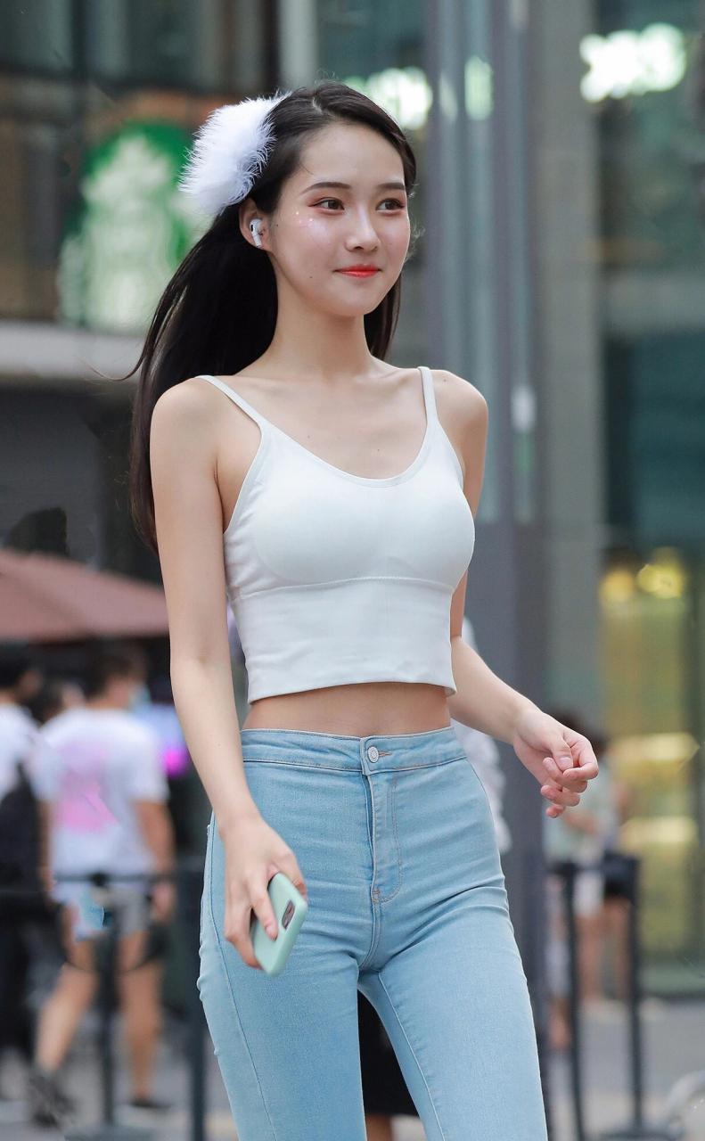 图片[1]-非常漂亮的牛仔裤女孩 J2144 98P1V-1.92GB-萌素素