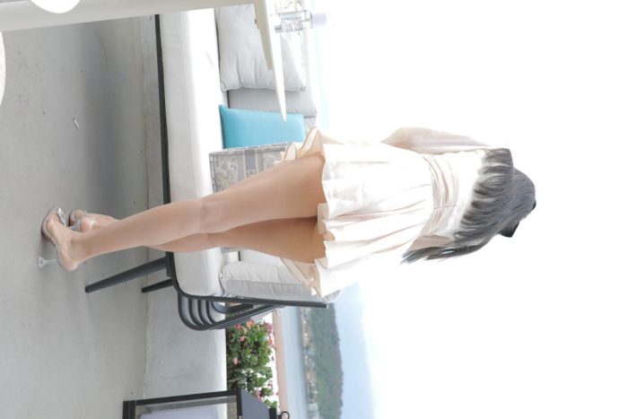 戴黑色蝴蝶结的长发女孩【369P】00027-萌素素