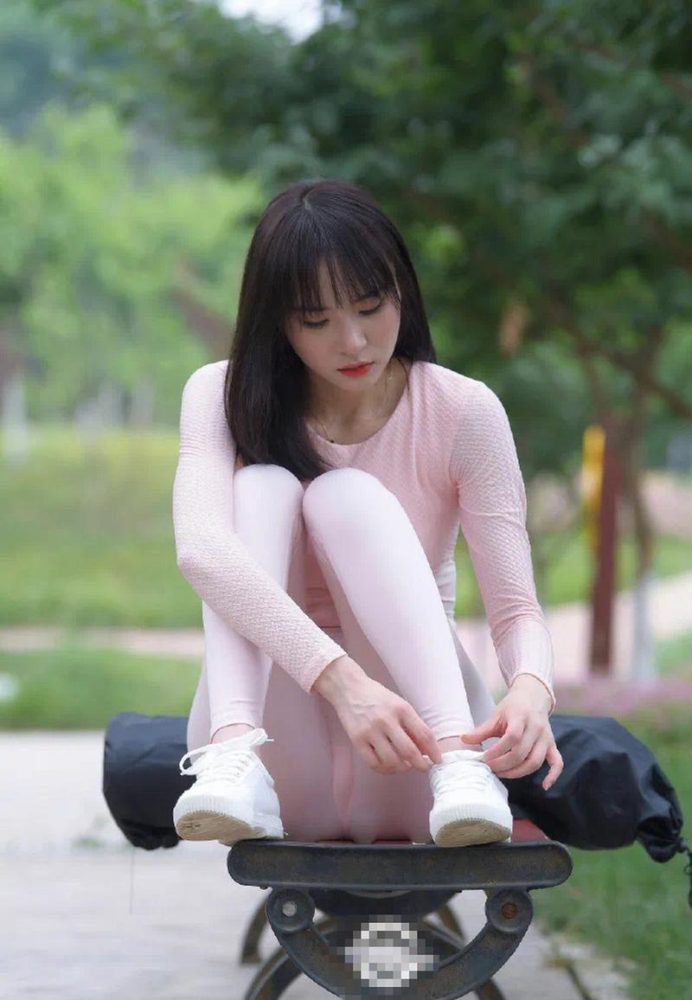 图片[4]-粉粉的瑜伽裤女孩太可爱了 J2090 854P1V-30.4GB-萌素素