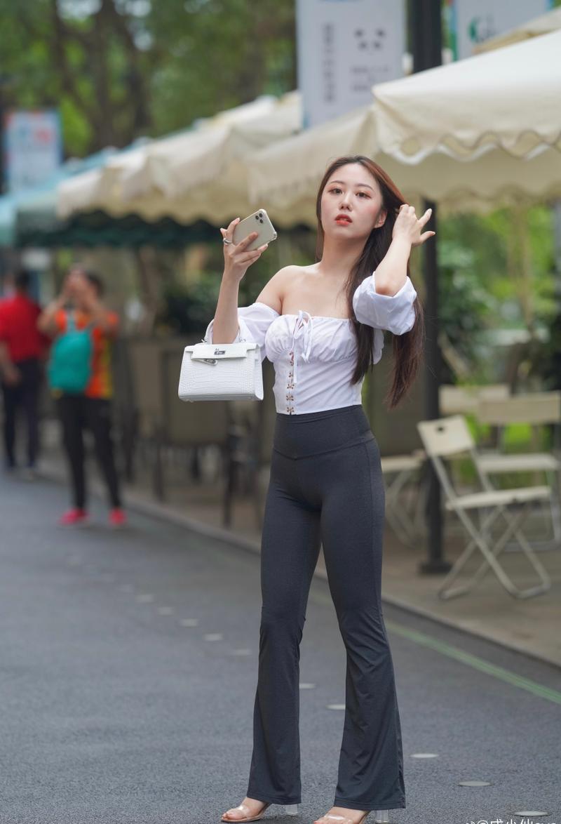 图片[2]-身材非常哇塞的瑜伽裤女孩  J1333 521P6V-21.6GB-萌素素