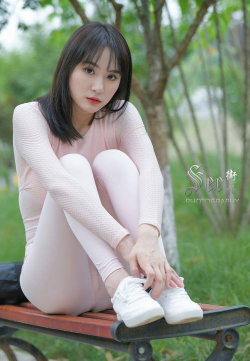 图片[2]-粉粉的瑜伽裤女孩太可爱了 J2090 854P1V-30.4GB-萌素素