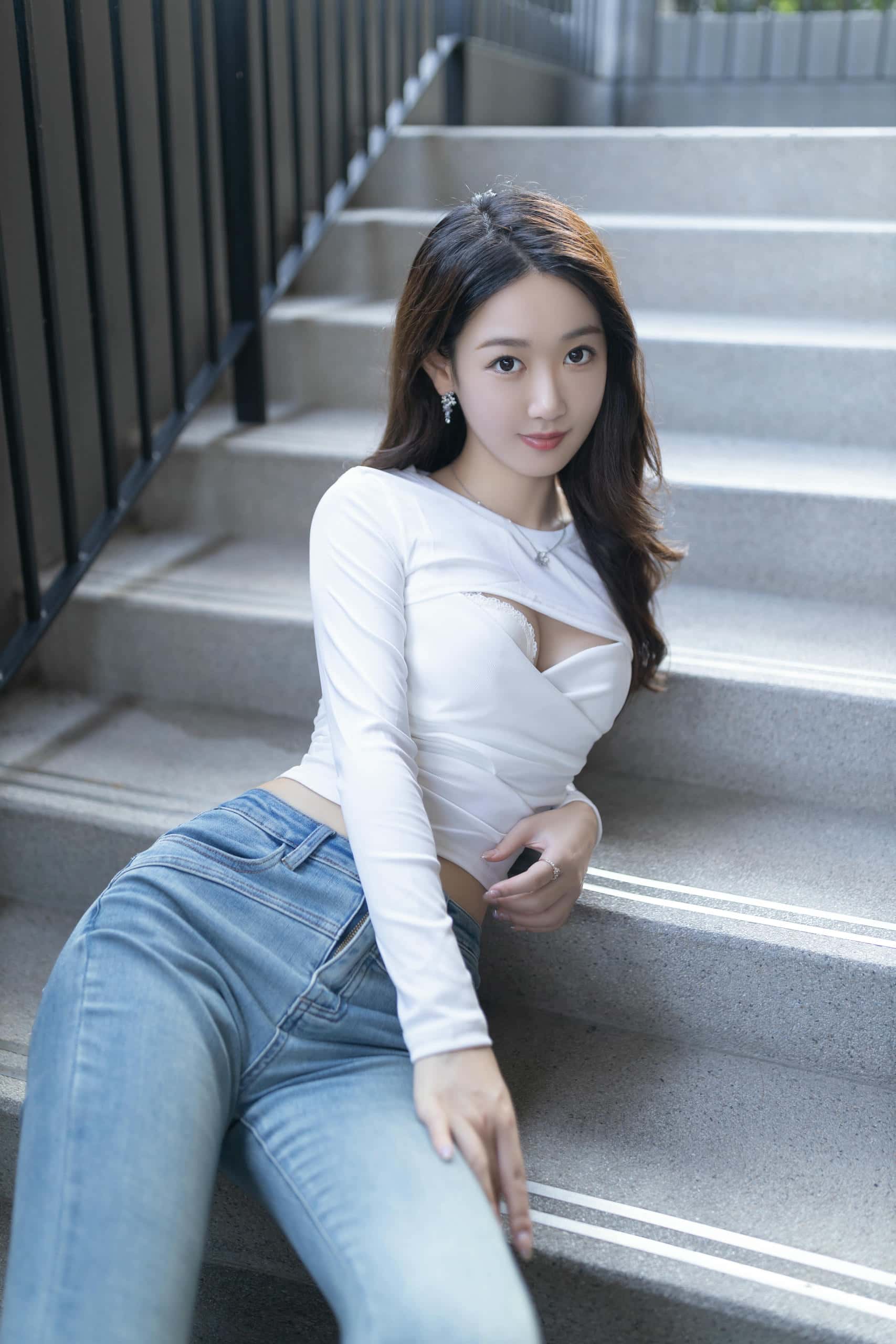 图片[4]-唐安琪 – 户外牛仔裤写真 【40P】P25226-萌素素